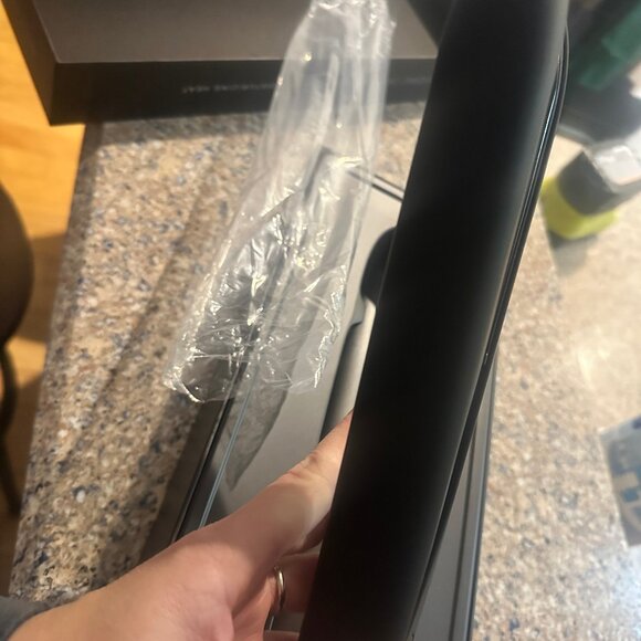 Bio Ionic 10x Straightening Iron - Picture 1 of 7